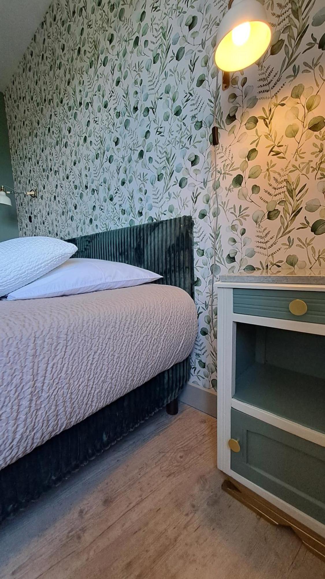 Le Grenier Des Moineaux Bed and Breakfast Font-Romeu-Odeillo-Via Værelse billede